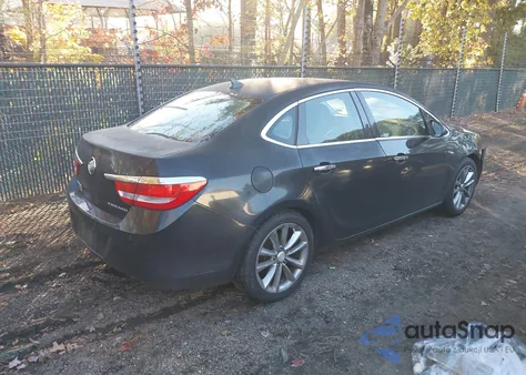 2013 Buick Verano Leather Group z USA, uszkodzony, nr VIN 1G4PS5SK8D4109997